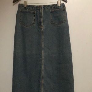Harve Bernard 10, Blue denim skirt